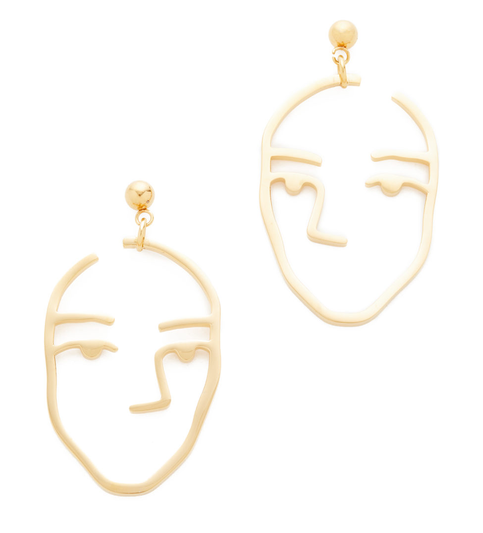 Face gold hoop earrings