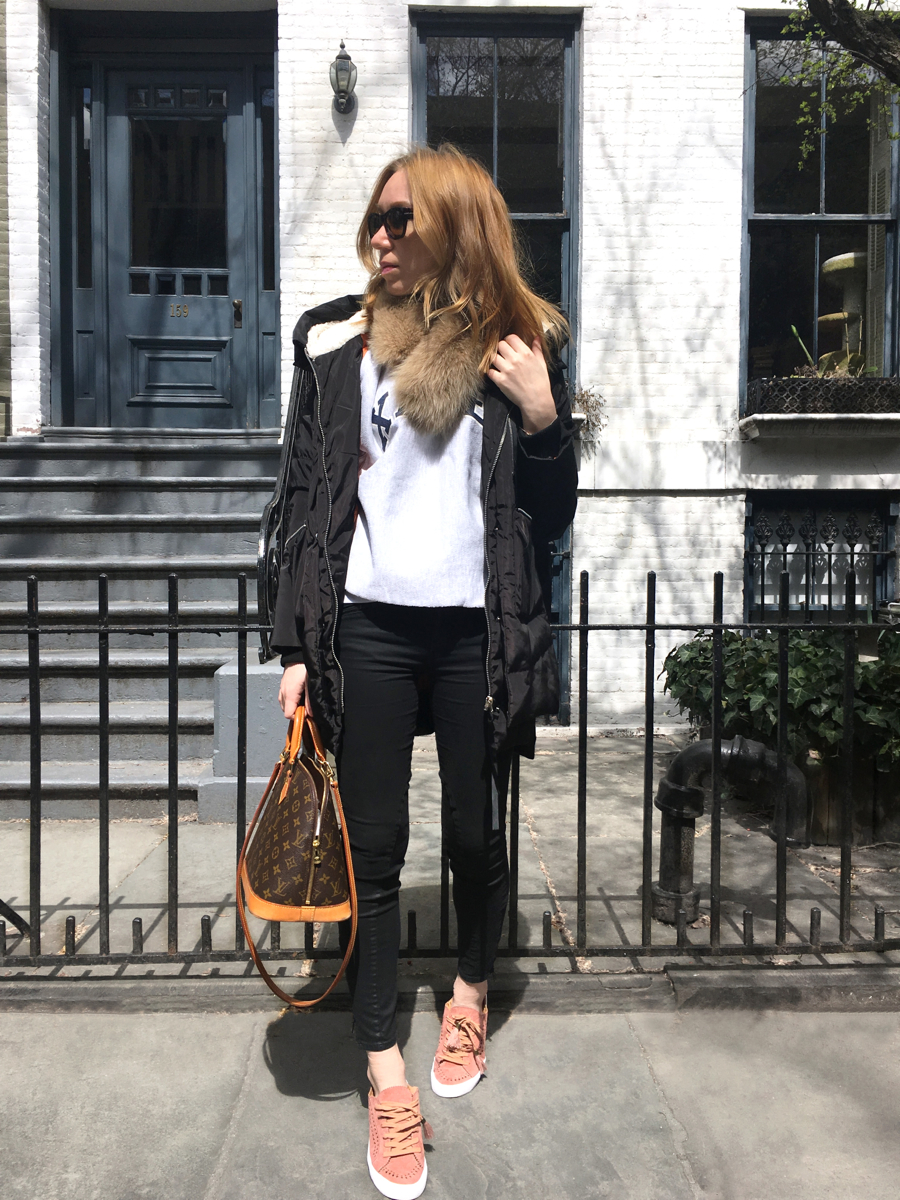 Woman posing in streetstyle photo